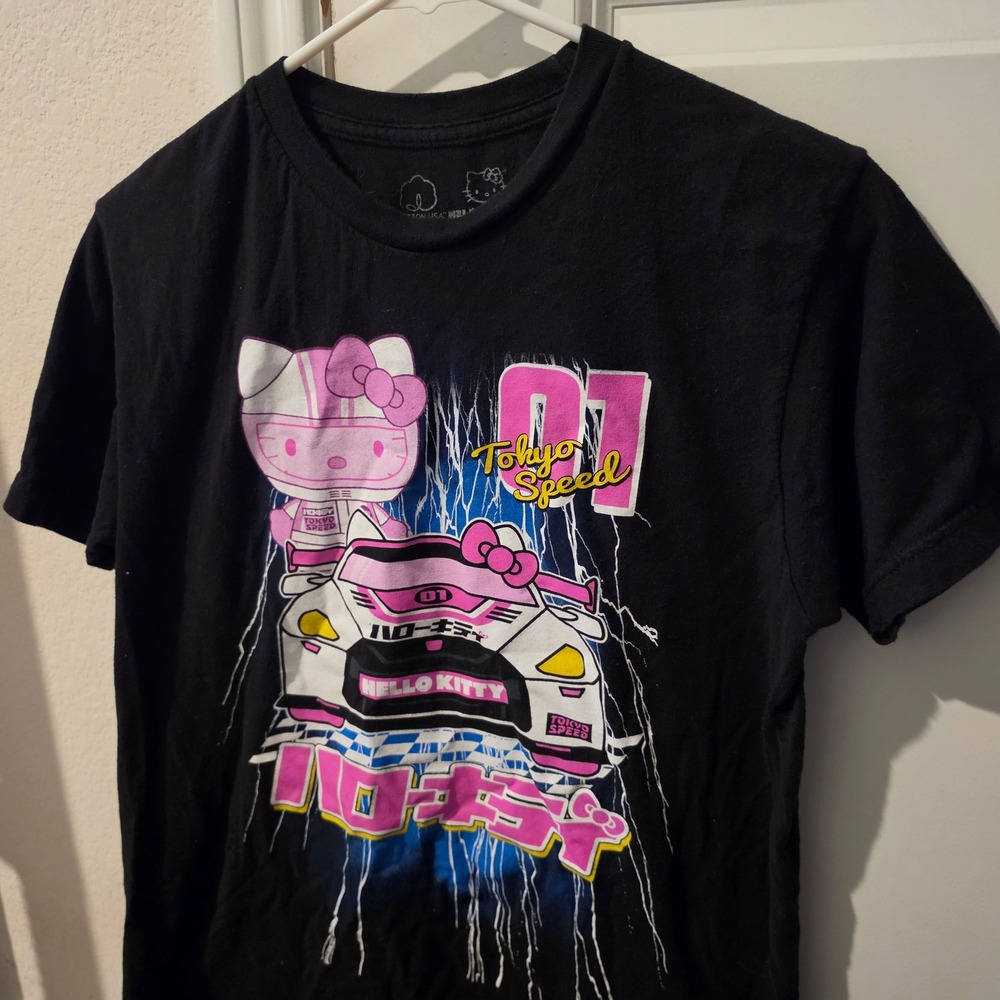 Sanrio Hello Kitty Tokyo Speed Racing Graphic T-Shirt Black Pink Medium Bioworld